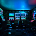 《无畏契约》新特工“夜影”技能演示截图